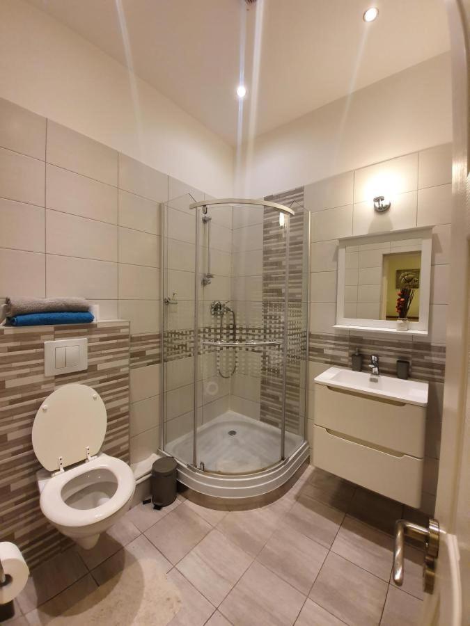All In Apartman Ii. ブダペスト エクステリア 写真